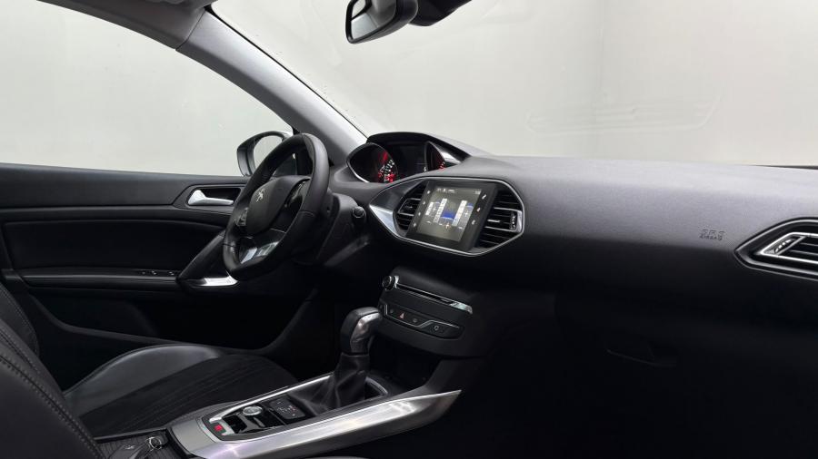 peugeot-308-sw-2015-diesel-1560cc