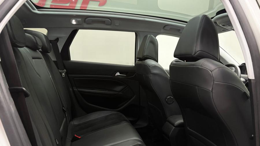 peugeot-308-sw-2015-diesel-1560cc
