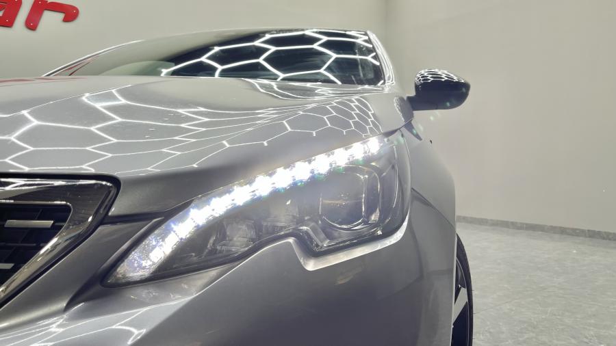 peugeot-308-sw-2018-diesel-1560cc