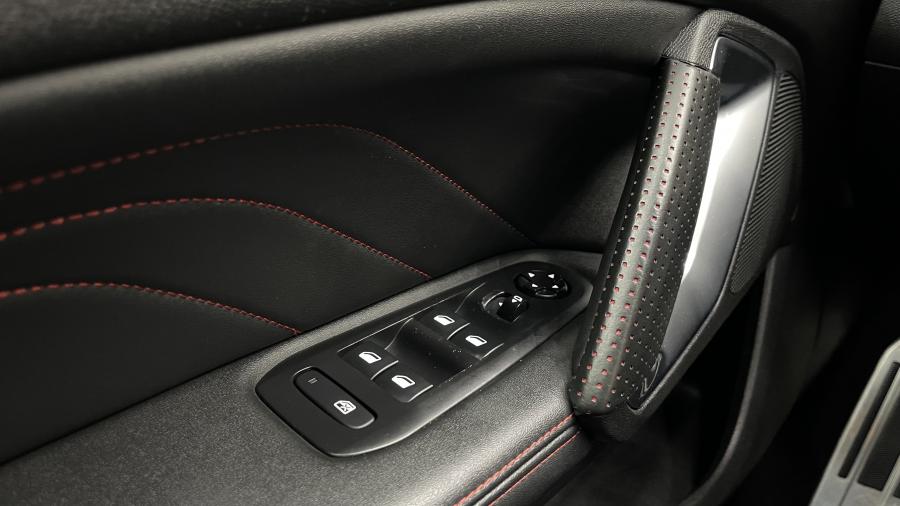 peugeot-308-sw-2018-diesel-1560cc