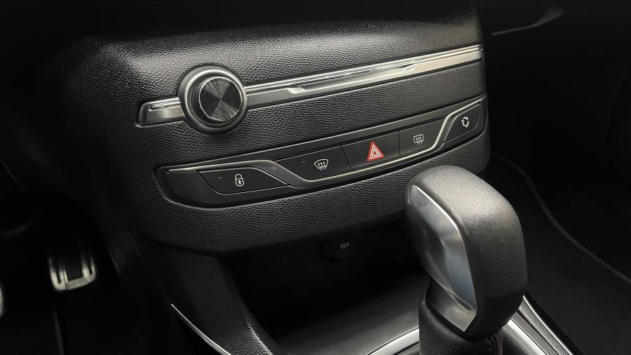 peugeot-308-sw-2018-diesel-1560cc