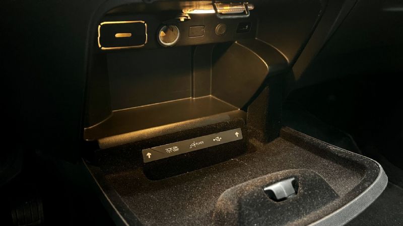 citroen-spacetourer-2020-diesel-1499cc