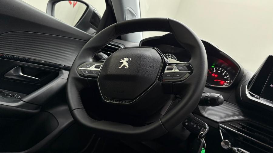 peugeot-2008-2022-gasolina-1199cc