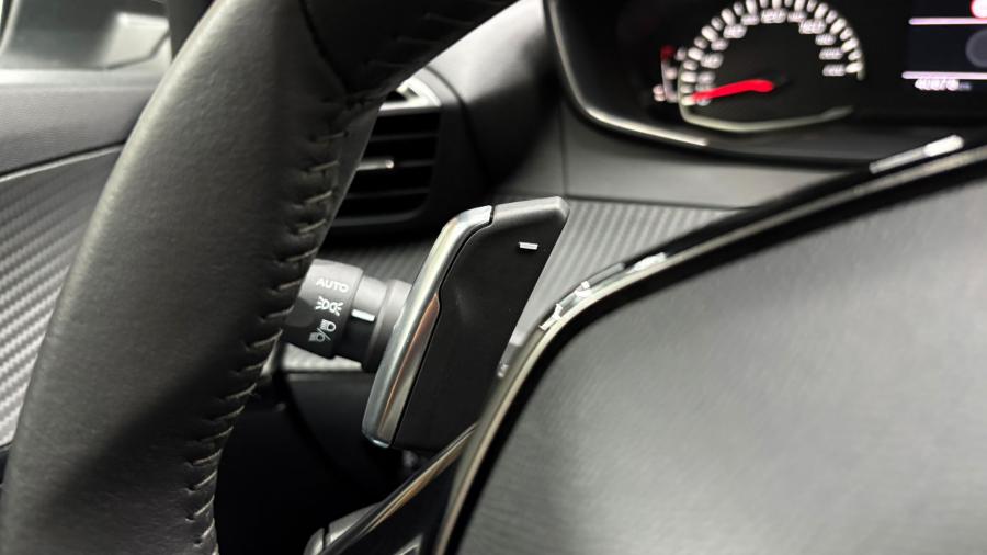 peugeot-2008-2022-gasolina-1199cc