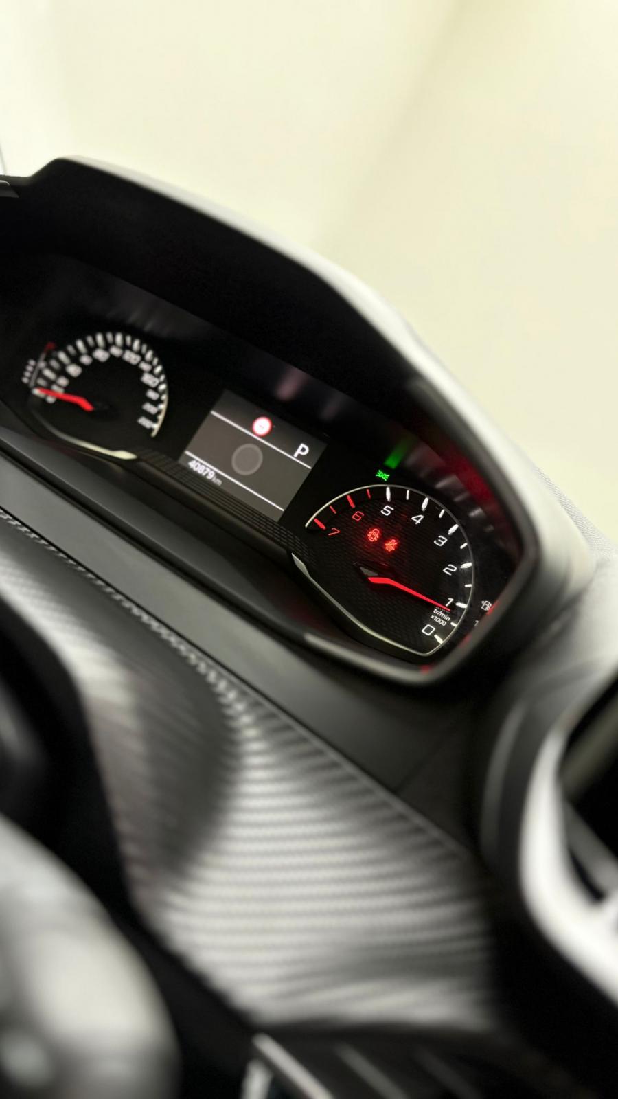 peugeot-2008-2022-gasolina-1199cc