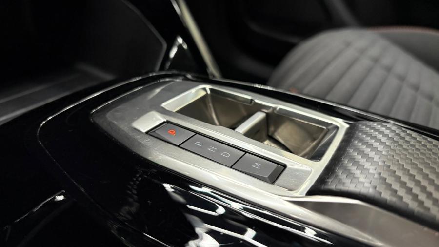 peugeot-2008-2022-gasolina-1199cc