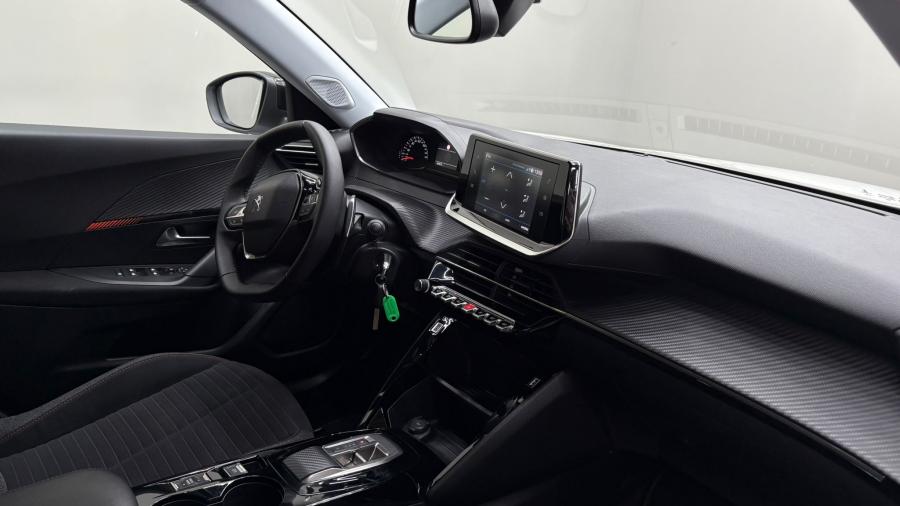 peugeot-2008-2022-gasolina-1199cc