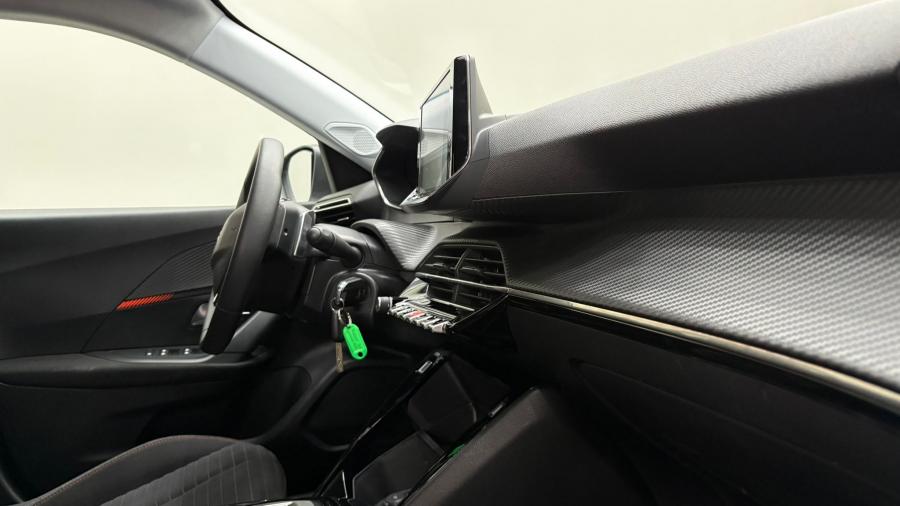 peugeot-2008-2022-gasolina-1199cc