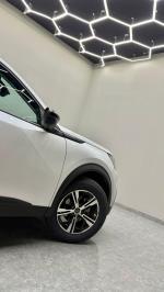 peugeot-2008-2022-gasolina-1199cc