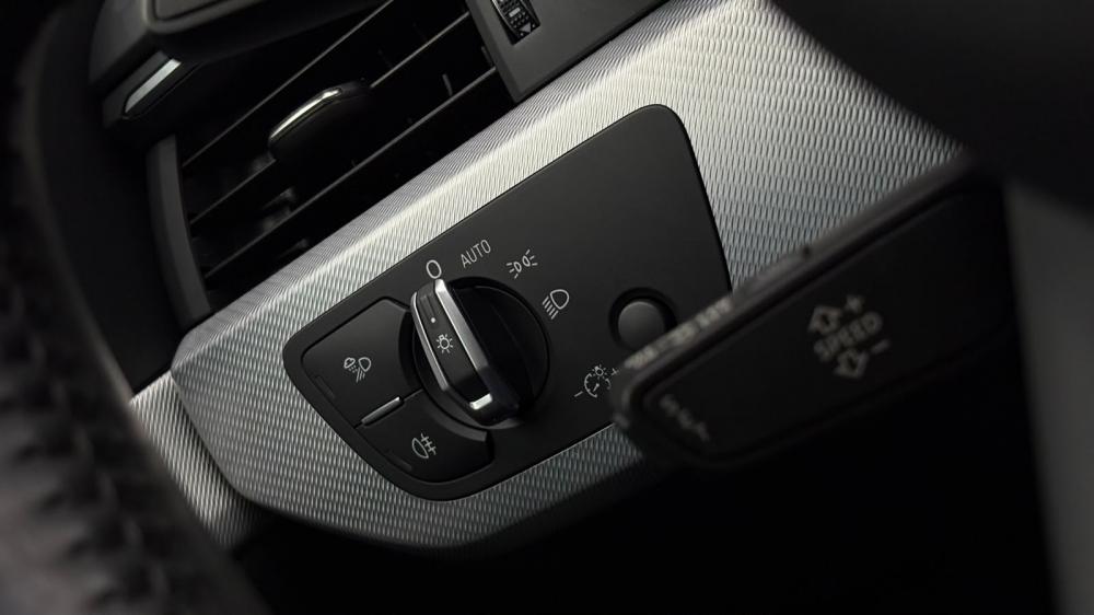audi-a4-avant-2018-diesel-1968cc
