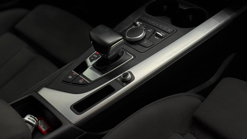 audi-a4-avant-2018-diesel-1968cc