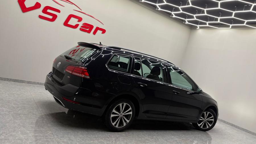 volkswagen-golf-variant-2017-diesel-1598cc