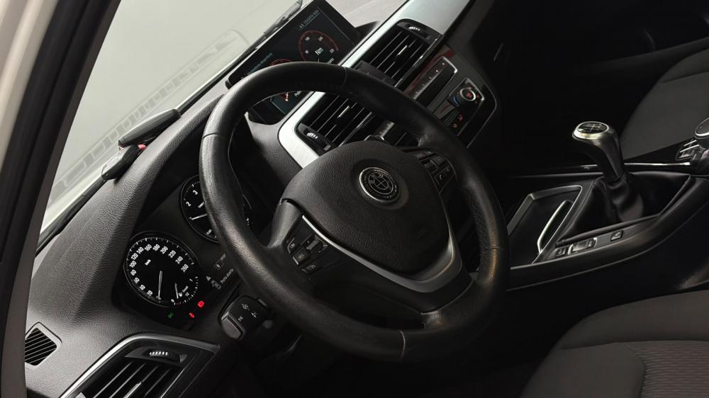 bmw-serie-1-2018-diesel-1496cc