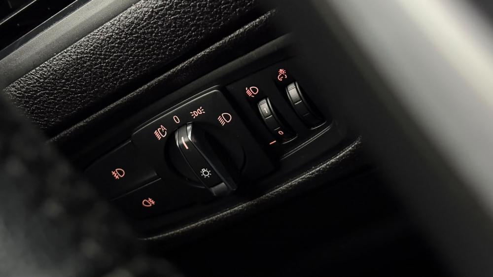 bmw-serie-1-2018-diesel-1496cc