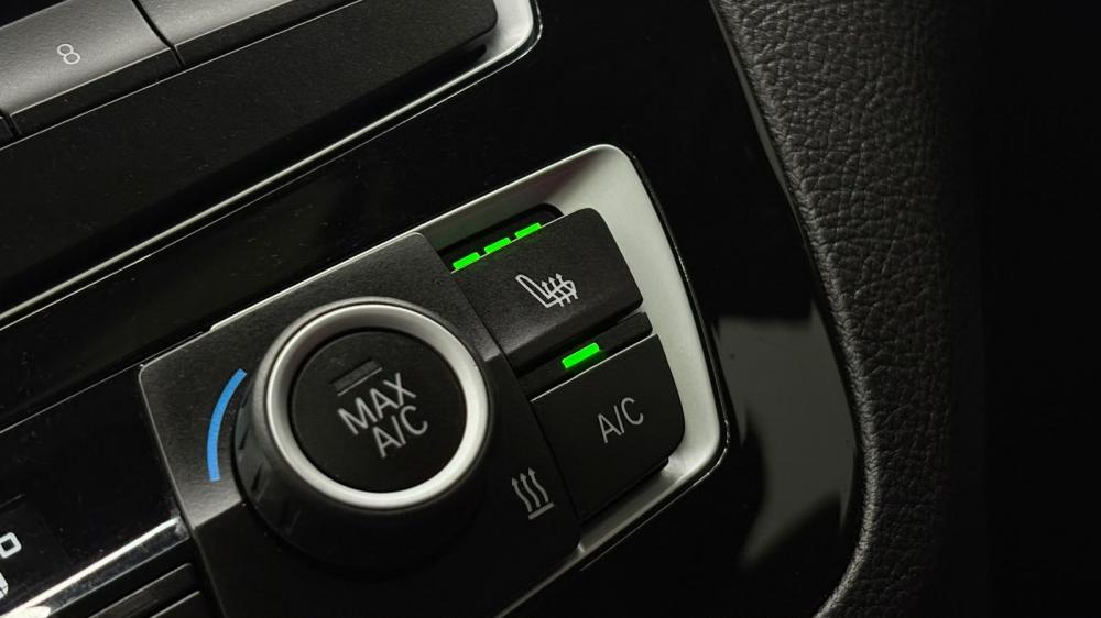 bmw-serie-1-2018-diesel-1496cc