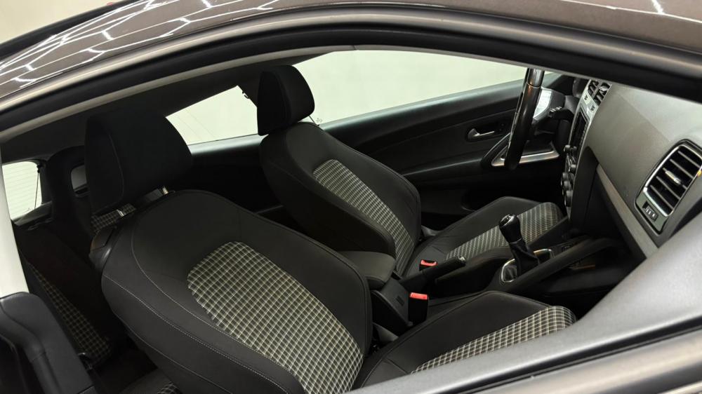 volkswagen-scirocco-2016-diesel-1968cc
