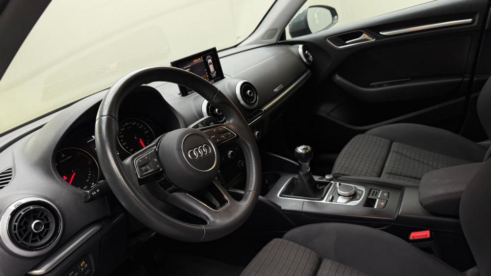 audi-a3-sportback-2018-diesel-1598cc