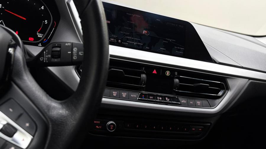 bmw-serie-1-2019-diesel-1496cc