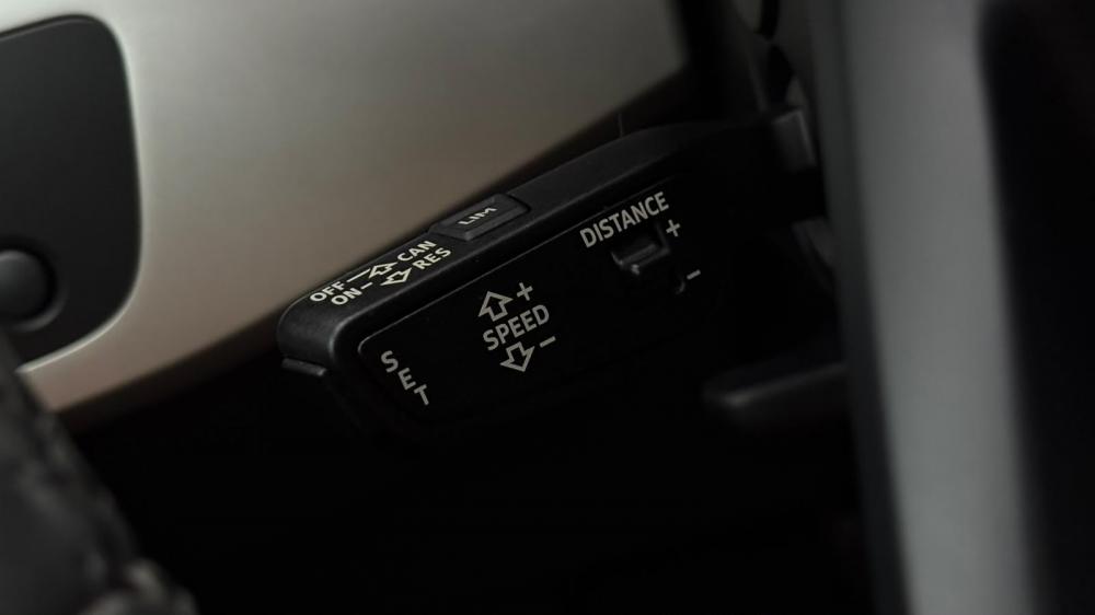 audi-a4-avant-2018-diesel-1968cc