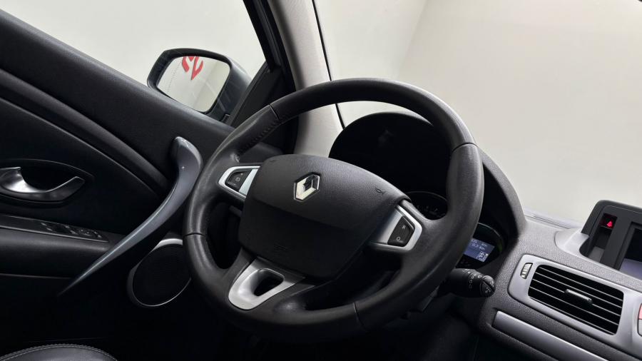 renault-megane-coupe-2011-diesel-1461cc