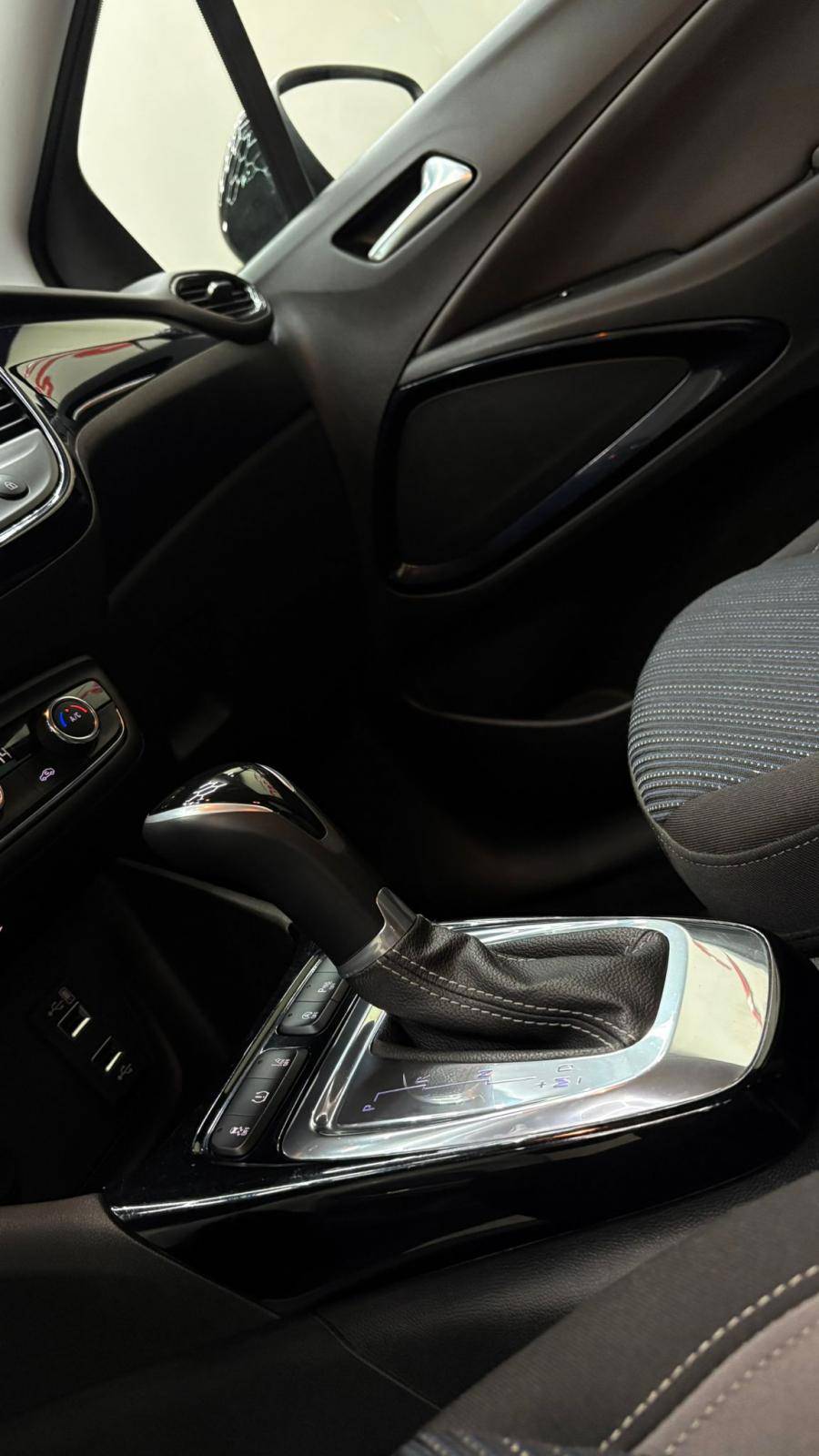 opel-crossland-x-2020-gasolina-1199cc