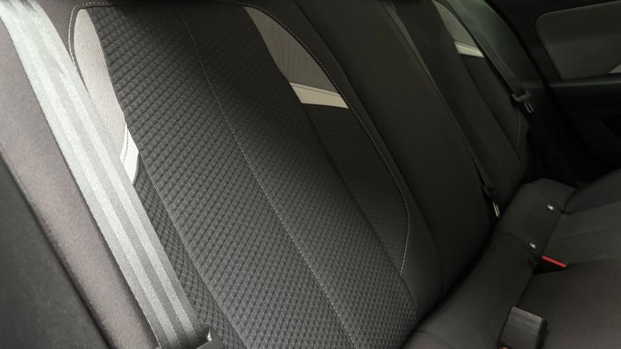 opel-astra-2022-gasolina-1199cc