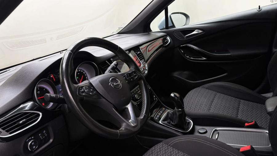opel-astra-sport-tourer-2018-diesel-1598cc