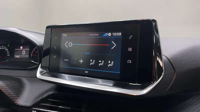 peugeot-208-2023-gasolina-1199cc