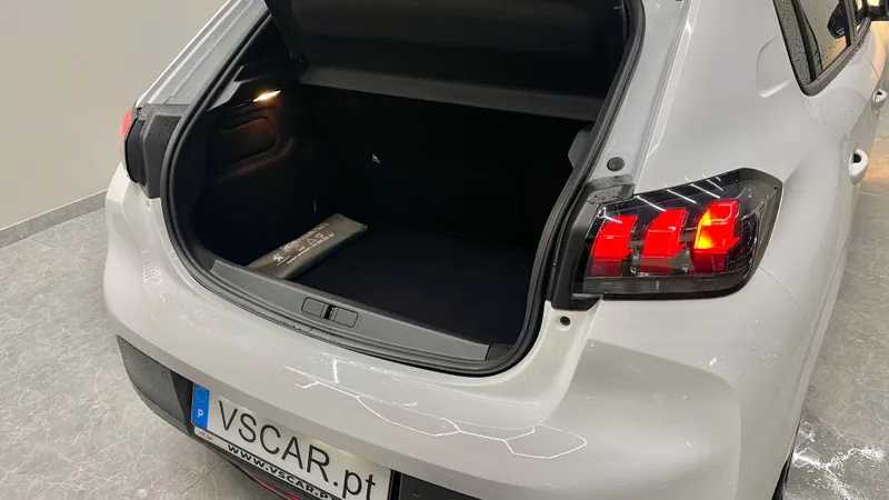 peugeot-208-2023-gasolina-1199cc