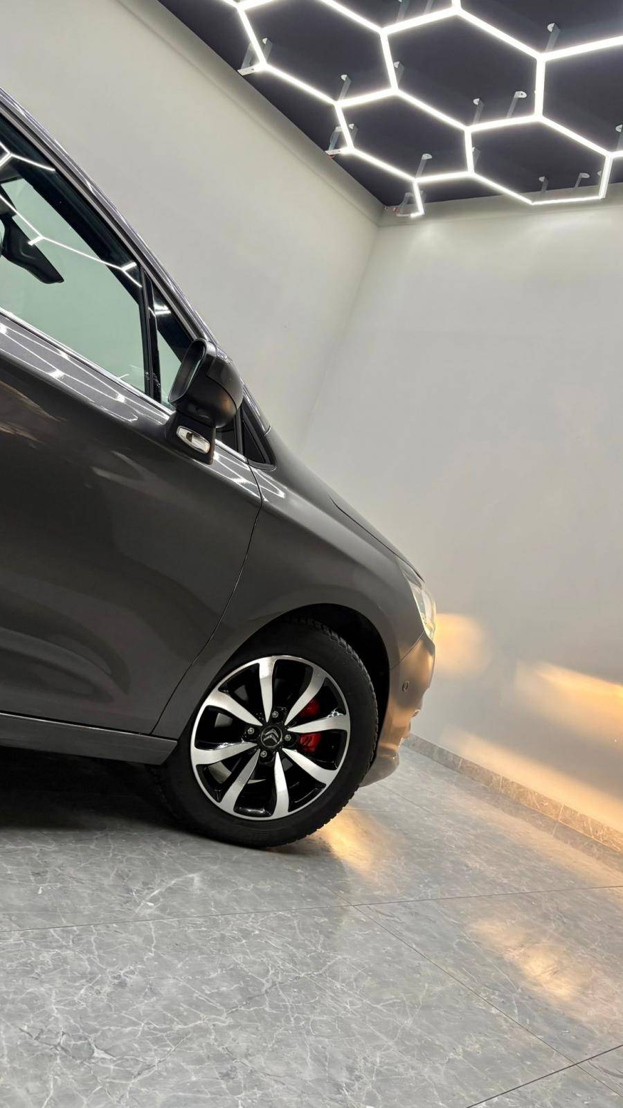 citroen-c4-2018-diesel-1560cc