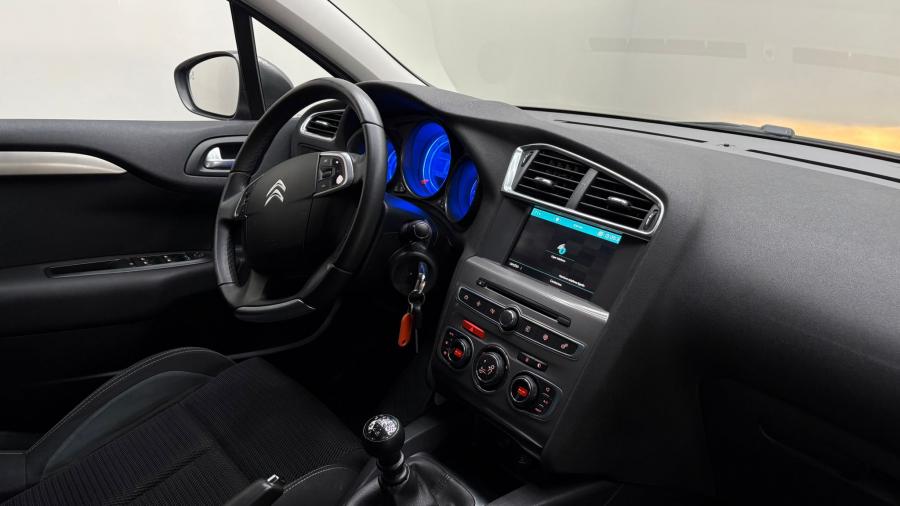 citroen-c4-2018-diesel-1560cc