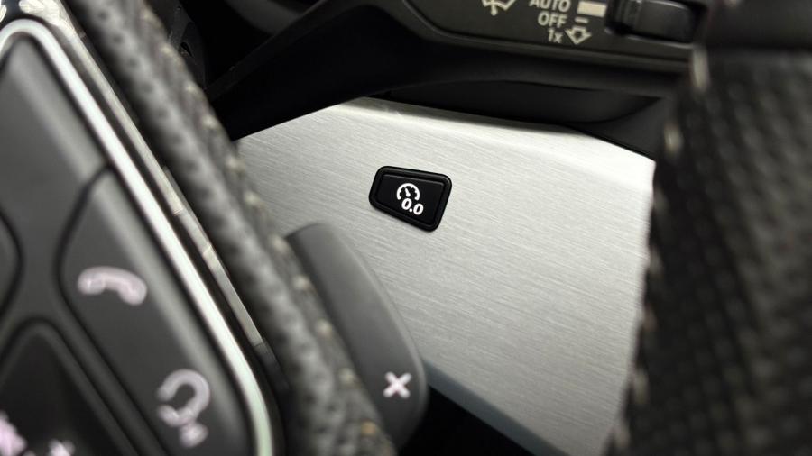 audi-a4-avant-2019-diesel-1968cc