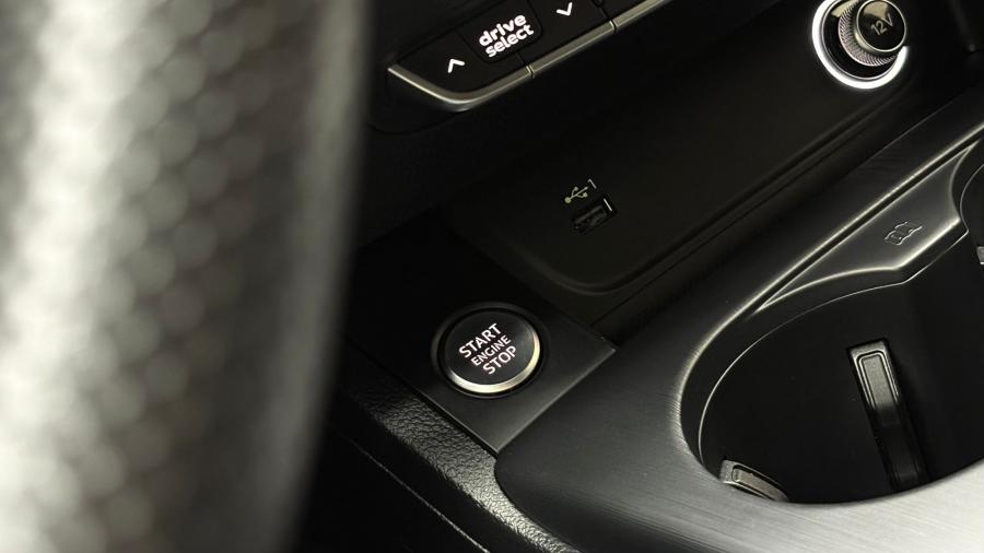 audi-a4-avant-2019-diesel-1968cc
