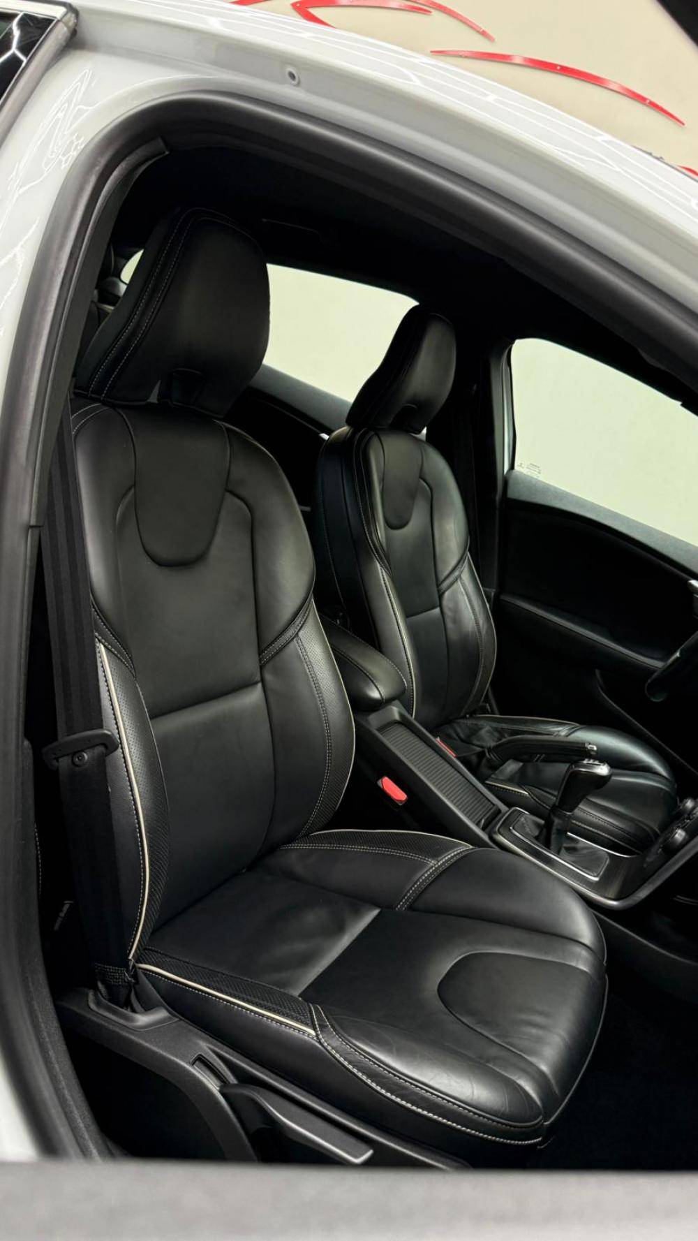 volvo-v40-2017-diesel-1969cc