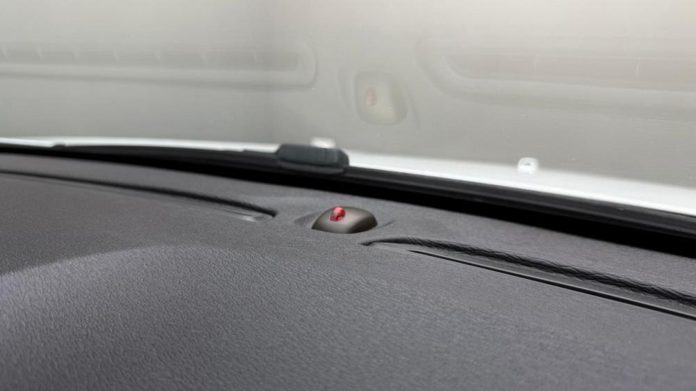 volvo-v40-2017-diesel-1969cc