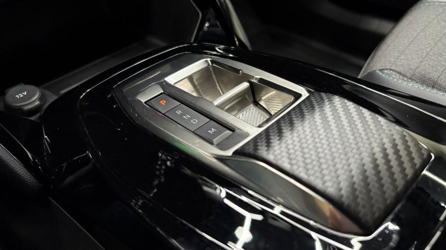 peugeot-2008-2023-diesel-1499cc