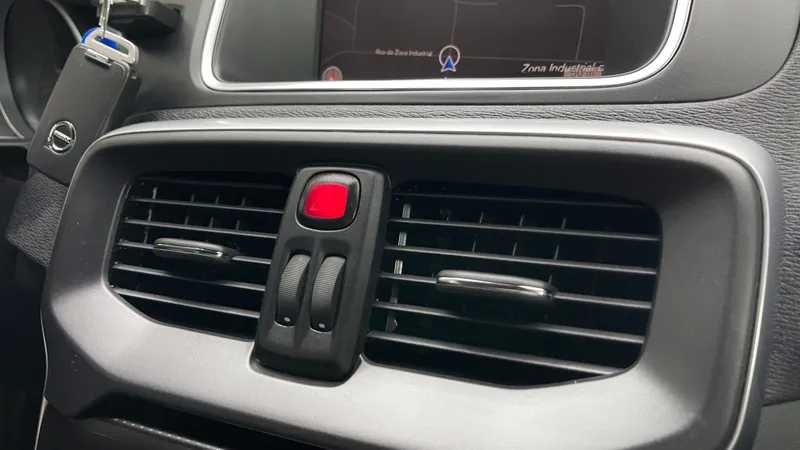 volvo-v40-2017-diesel-1969cc