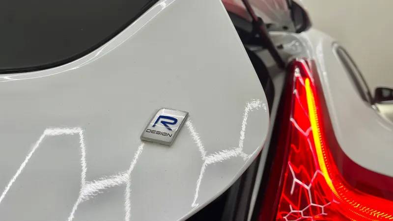 volvo-v40-2017-diesel-1969cc