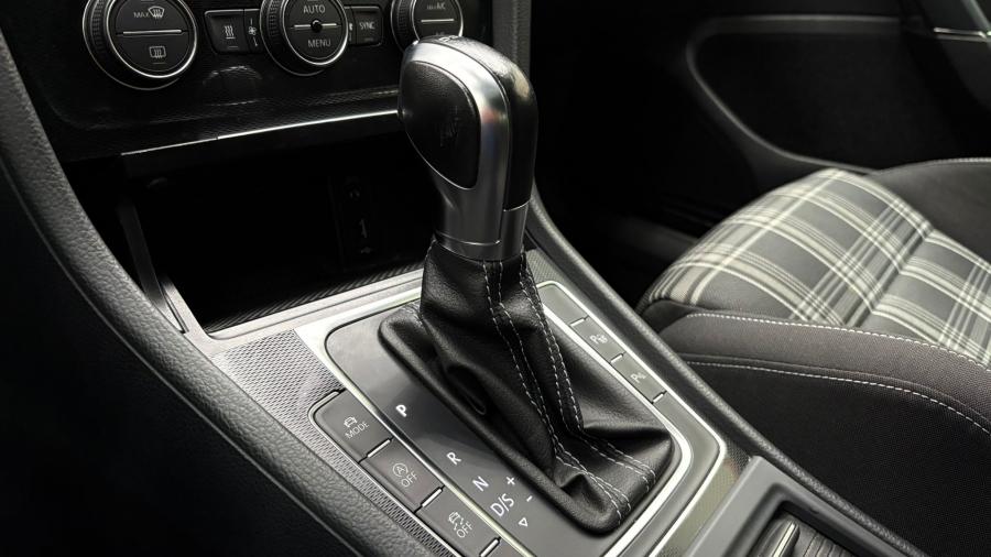 volkswagen-golf-2015-diesel-1968cc