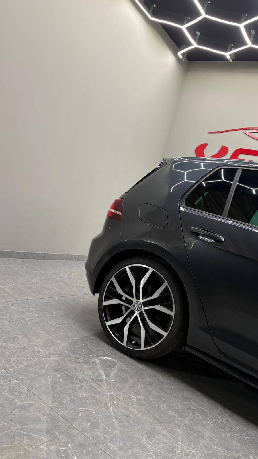 volkswagen-golf-2015-diesel-1968cc