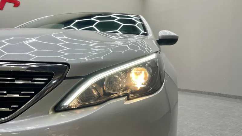 peugeot-308-sw-2020-gasolina-1199cc