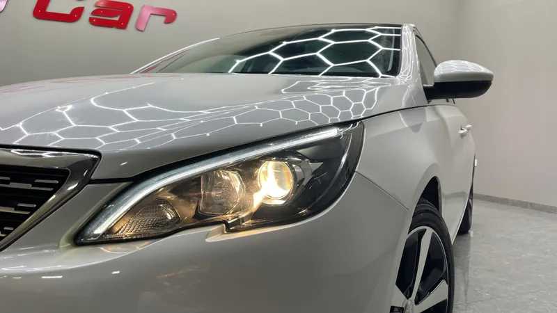 peugeot-308-sw-2020-gasolina-1199cc