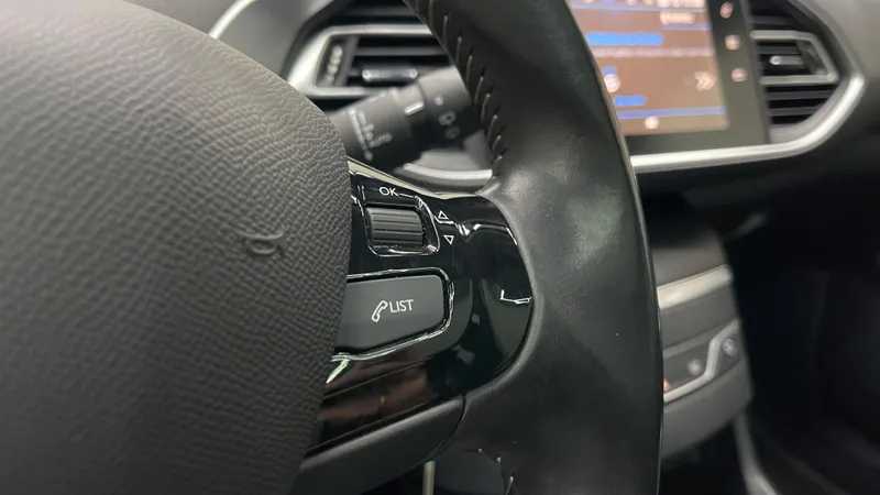 peugeot-308-sw-2020-gasolina-1199cc