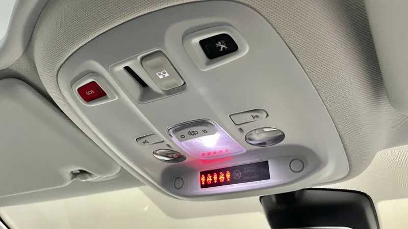 peugeot-308-sw-2020-gasolina-1199cc