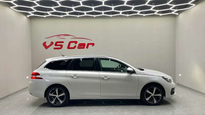 peugeot-308-sw-2020-gasolina-1199cc