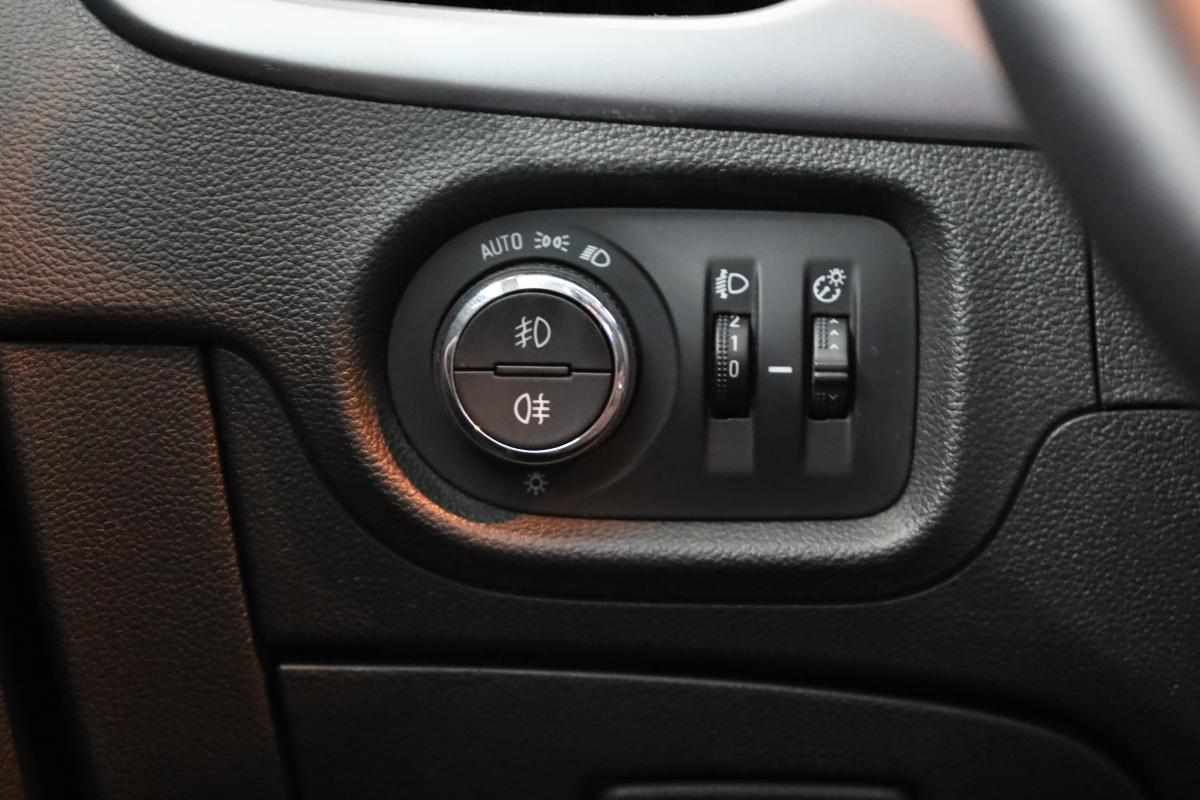 opel-astra-1-6-cdti-2019-diesel-1598cc