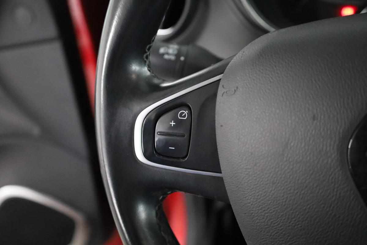renault-captur-1-3-tce-2018-gasolina-1332cc