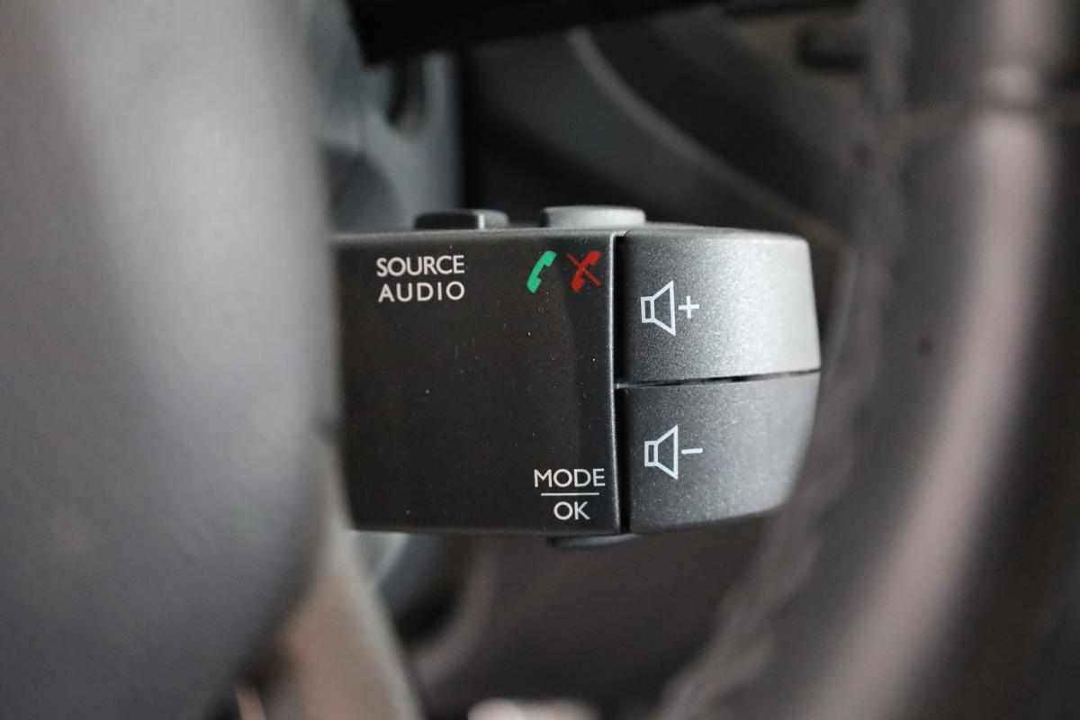 renault-captur-1-3-tce-2018-gasolina-1332cc