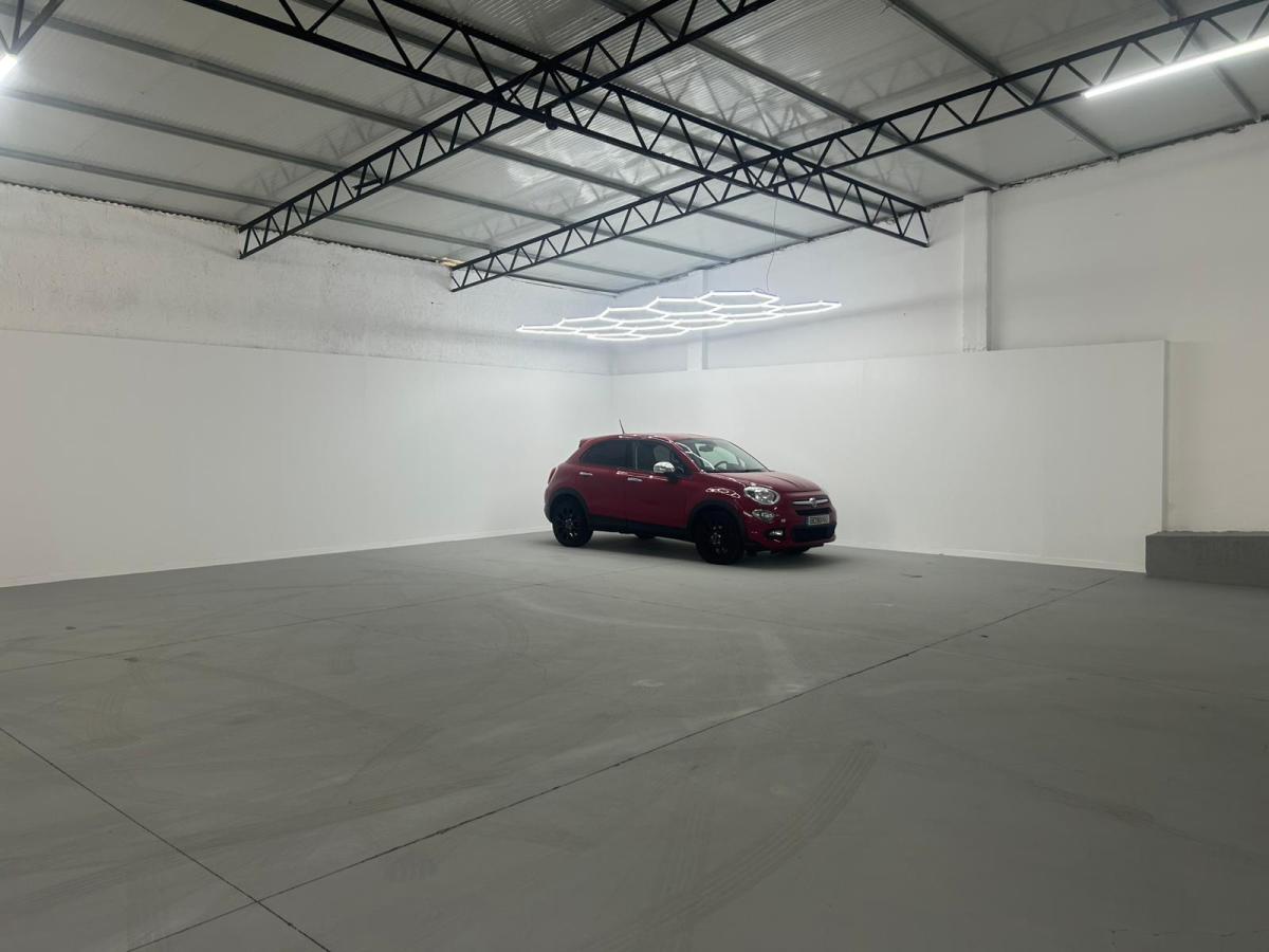 seller image