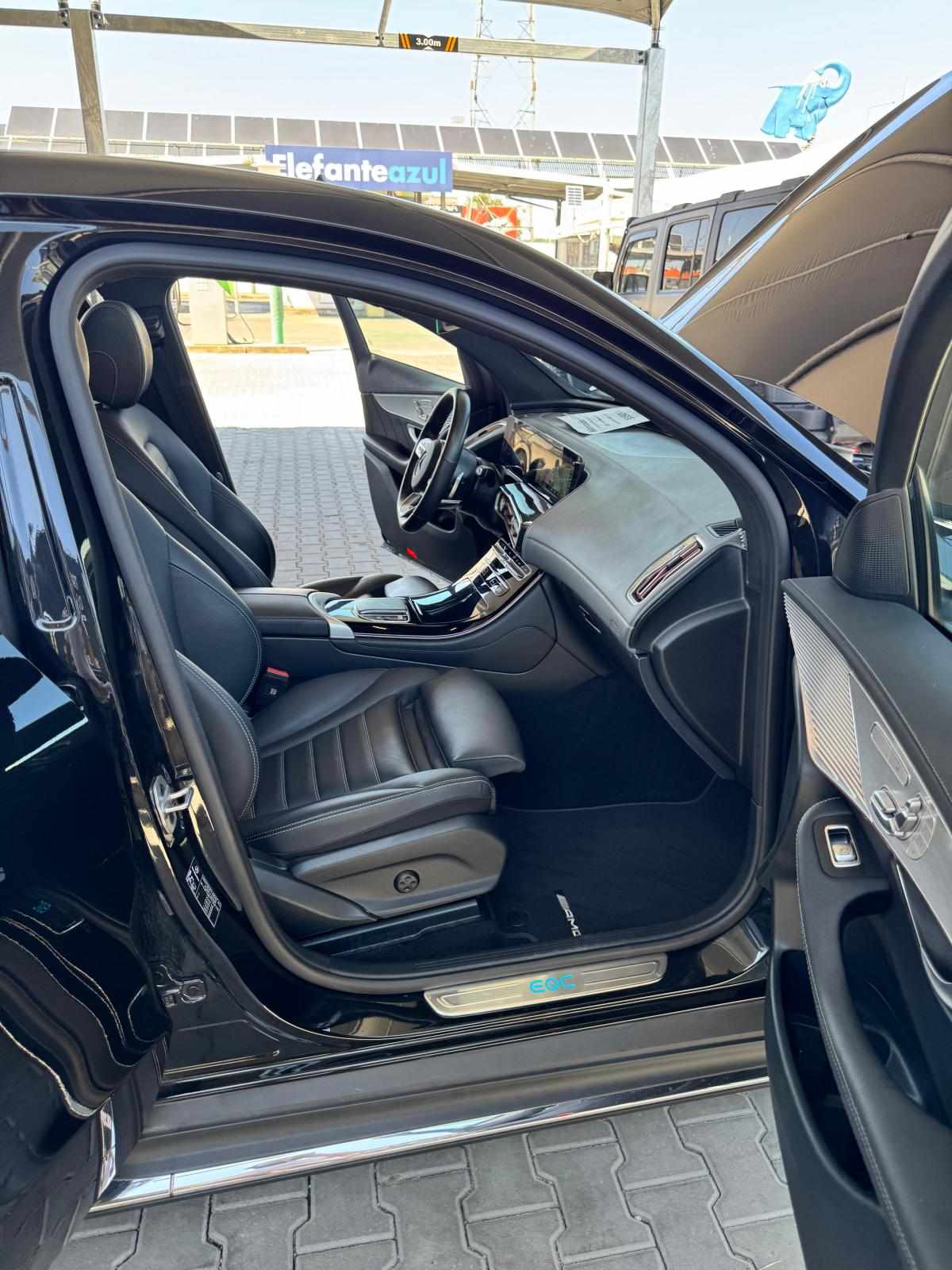 mercedes-benz-eqc-400-4matic-2022-eletrico